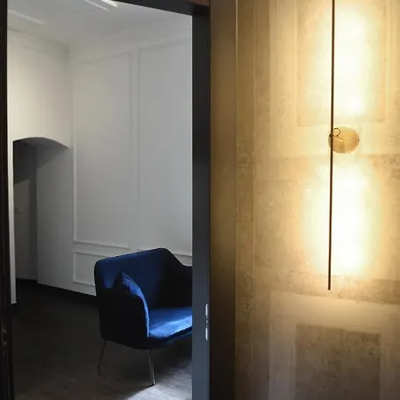 بيت ضيافة Palazzo Delle Sirene Deluxe & Boutique 4*