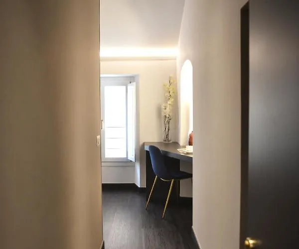 Πανσιόν Palazzo Delle Sirene Deluxe & Boutique 4*
