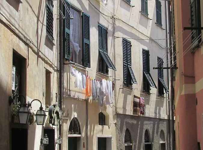 Πανσιόν Palazzo Delle Sirene Deluxe & Boutique Λεβάντο